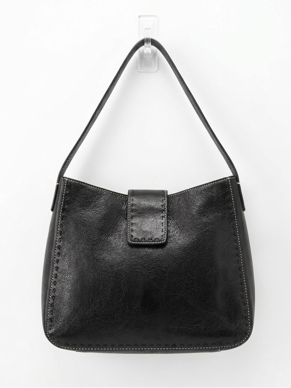 Fossil Black Leather Medium Classic
Style Shoulder Bag